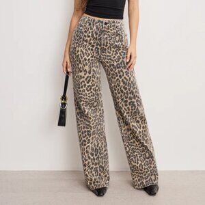 Good American Jeans Good Standard Ease Size US 2 Lucky Leopard Brown Black